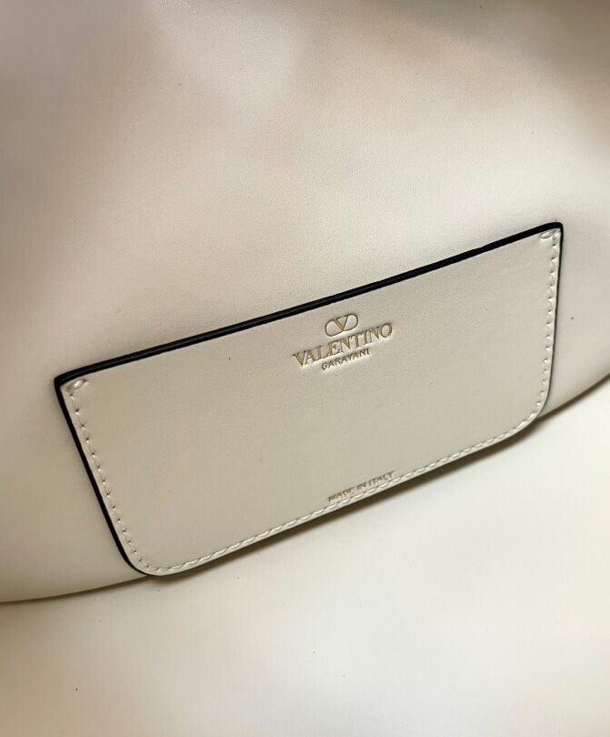 Valentino Small Vlogo Moon Hobo Bag In Grainy Calfskin With Chain